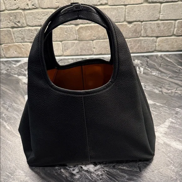 Coach 23 Lana Black Leather Handbag - Picture 2 of 10